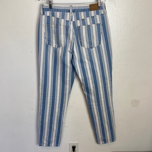 American eagle white and blue pinstripe mom jeans - Picture 7 of 13